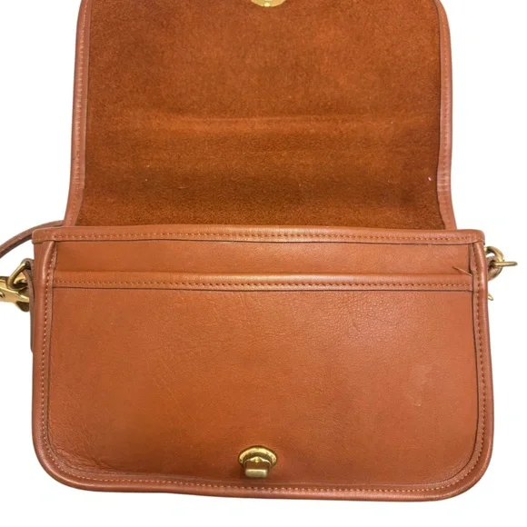 Coach English tan leather pocket purse 9755 - Picture 6 of 15